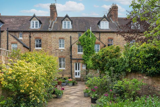 Terraced house for sale in St. Bernards Road, Oxford