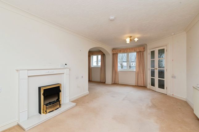 30, Monmouth Court, Newport photo 2