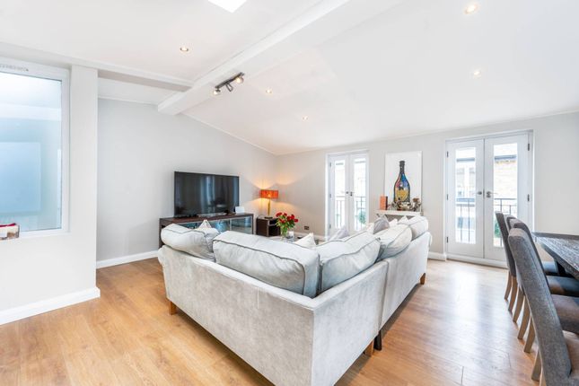 Property to rent in Royal Crescent Mews, Holland Park, London