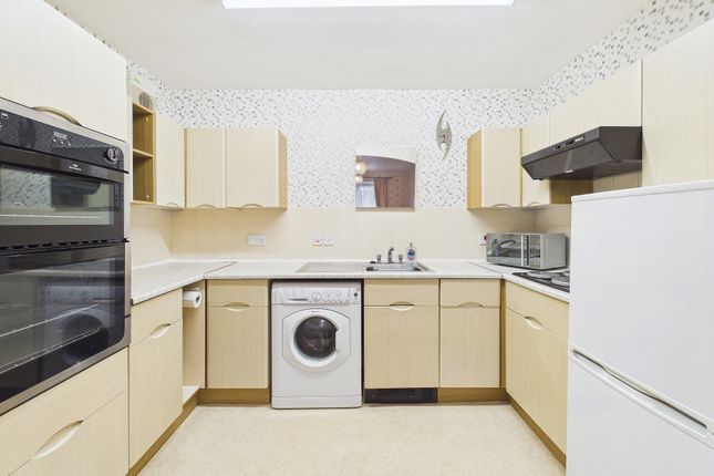 34 St. Catherines Lodge, Coventry photo 4