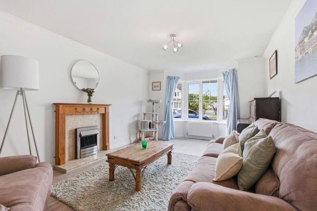 8, Emma's Way, Bonnybridge photo 2