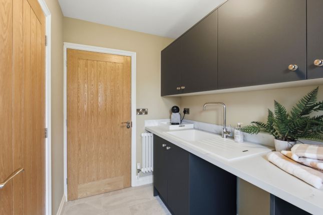 23 London, Gleneagles Drive, Woodhall Spa photo 4