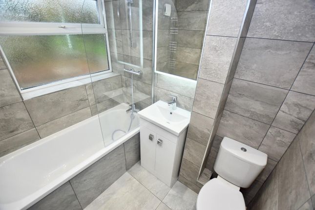 24, Rosaville Crescent, Coventry photo 3