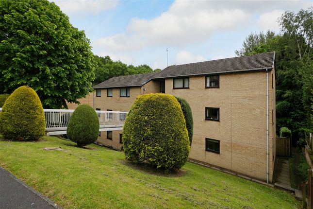Thumbnail Flat for sale in Castlewood Court, Fulwood
