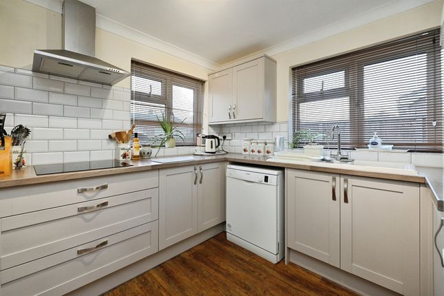 11, Willow Road, Downham Market photo 3