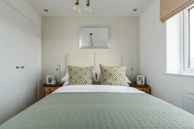 Taylor Wimpey - Edlogan Wharf