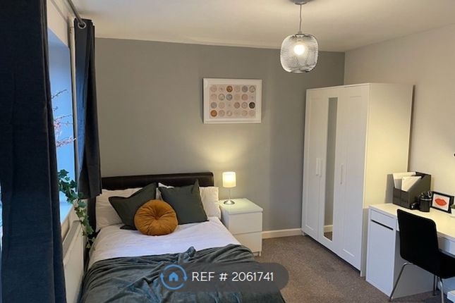 Thumbnail Room to rent in Middleton Gardens, Worcester