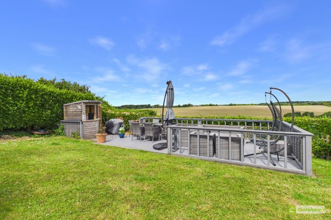 67, The Droveway St. Margarets Bay, Dover photo 2