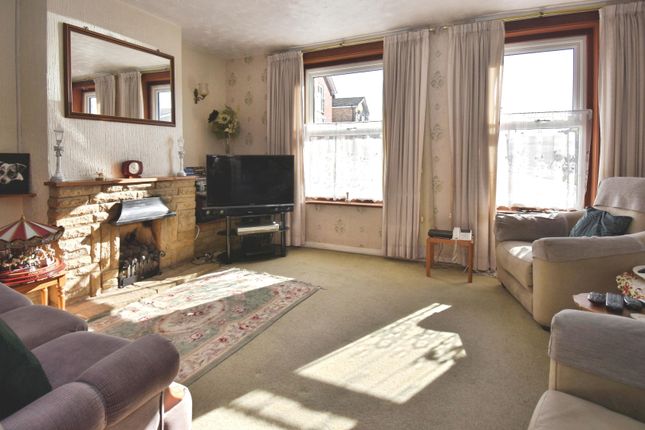 300, Old Swanwick Lane, Southampton photo 4