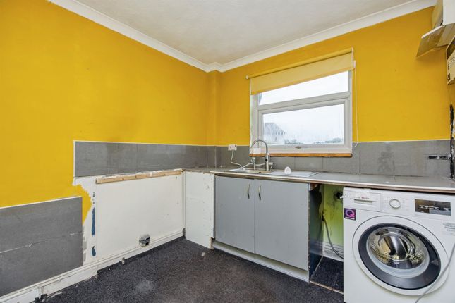 13, Yellowtor Road, Saltash photo 3