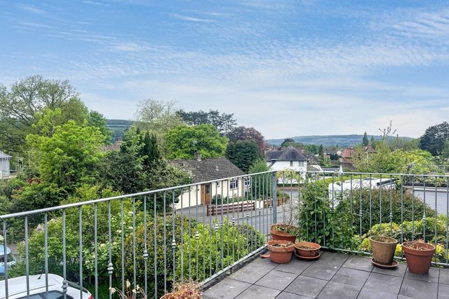 5, Brae Road, Winscombe photo 3