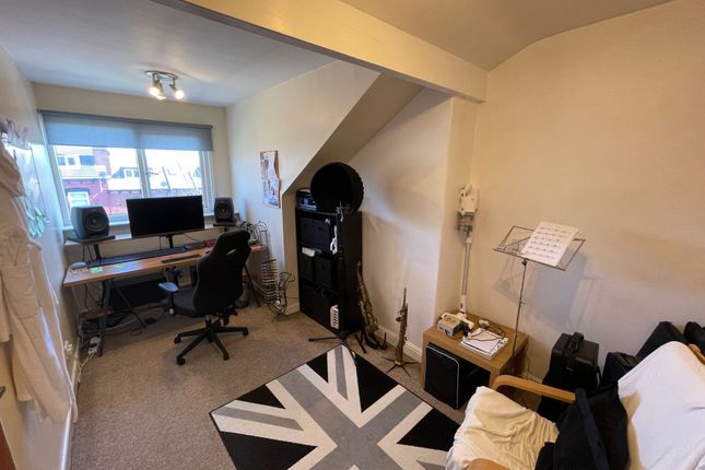 Terraced house to rent in Haddon Place, Leeds