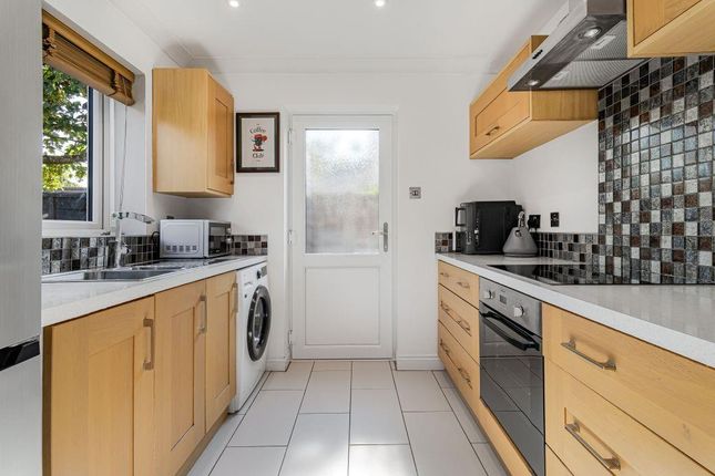 6, Cowslip Drive, Ely photo 2