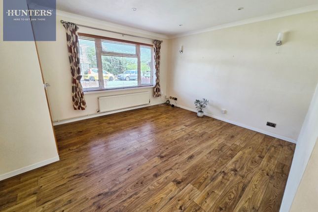 3, Swn-Y-Nant, Bridgend photo 2