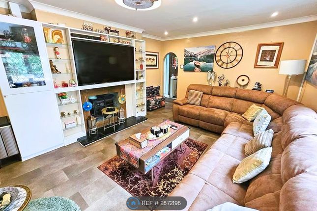 Belmont Rise, Cheam, Sutton photo 4