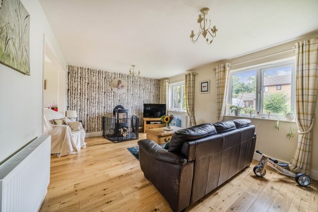 7, St. Andrews Close, Holsworthy photo 3