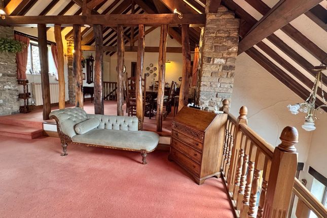Lower Barn Briargrove Road, High Peak photo 4