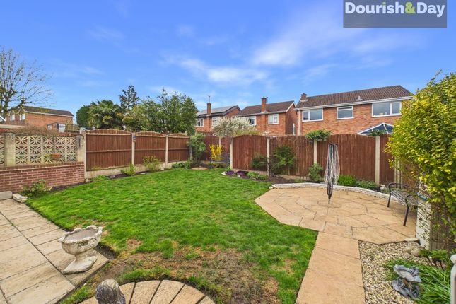 5 Felden Close, Stafford photo 4