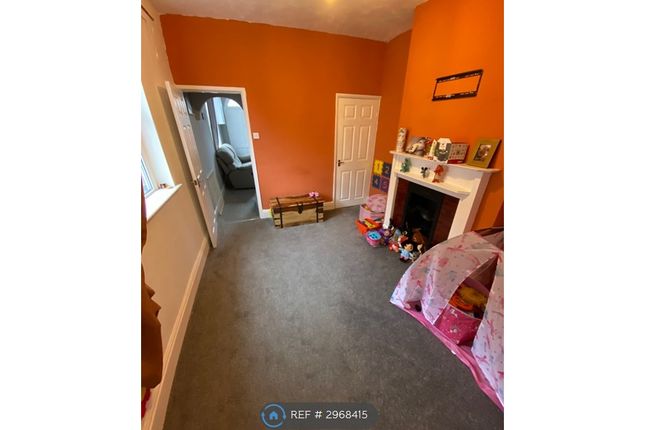 Peel Street, Kidderminster photo 4