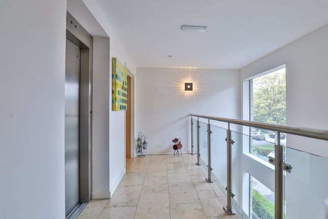 10 Flat, Lanes, High Street, West Coker photo 4