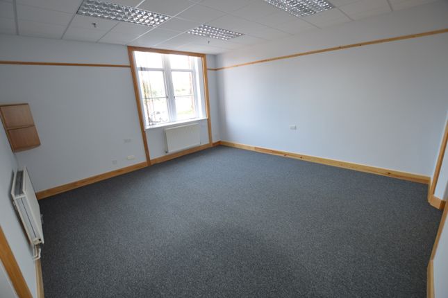 Office to let in High Street CB9 8Az,