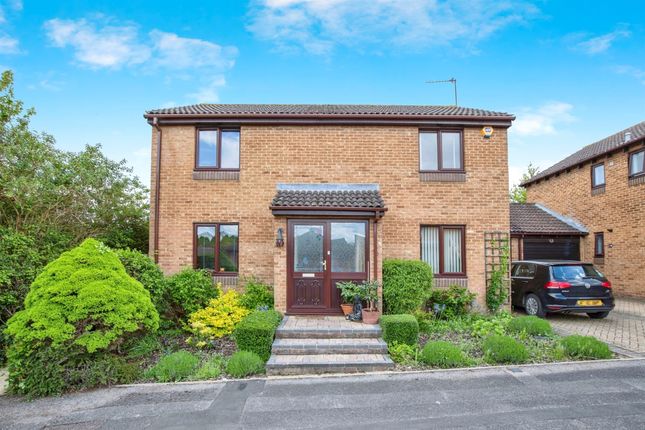 Thumbnail Detached house for sale in Allonby Close, Lower Earley, Reading