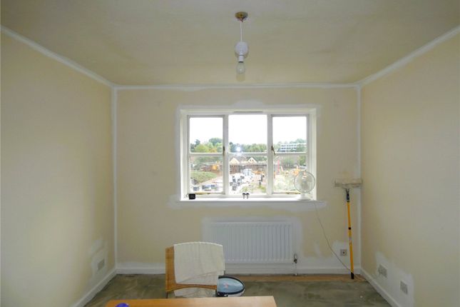 43, Forsythia Close, Birmingham photo 3