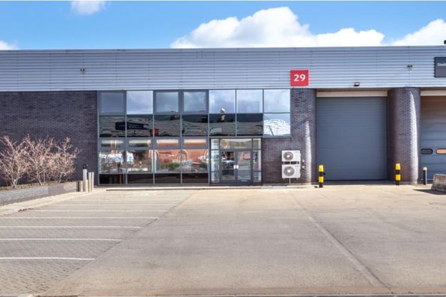 Industrial to let in Unit 29 Segro Park Greenford Central, Derby Road, Greenford