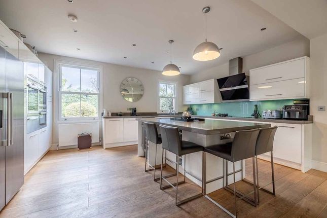 Littlecroft, Eton Road, Datchet photo 3
