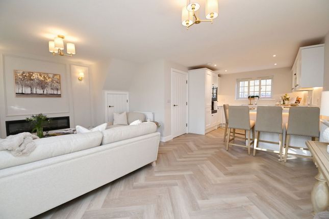 4-bed house on 39, Wath Road, Barnsley, £299,950