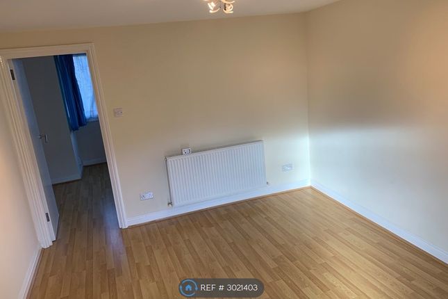 Wellbury Terrace, Hemel Hempstead photo 2