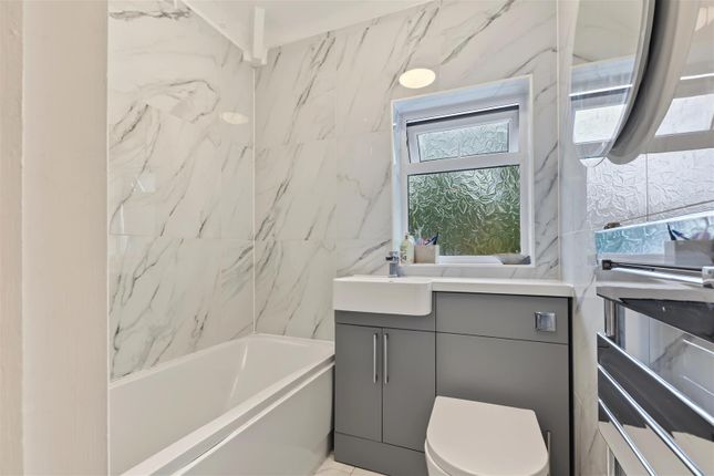 16, Bentwell Avenue, Nottingham photo 4