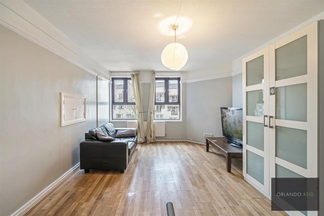 Flat to rent in New Park Road, London