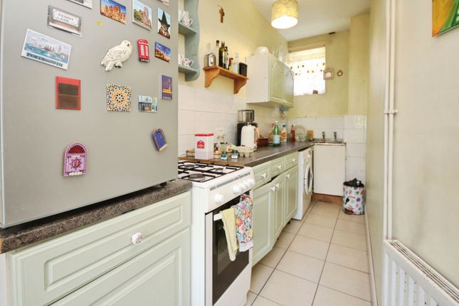 2, Wragby Road, Lincoln photo 3