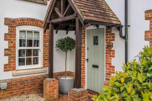 Cottage for sale in Hurst Lane, Owslebury, Winchester, Hampshire