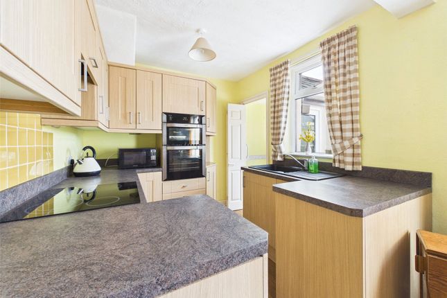 2, Fairfield Road, Cornwall photo 4