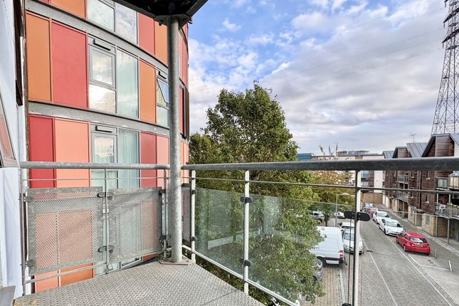 Quayside Drive, Colchester photo 5