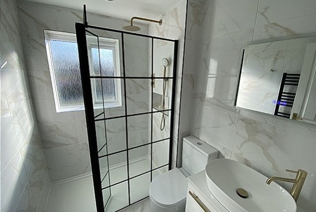 4, Argil Close, Wolverhampton photo 4