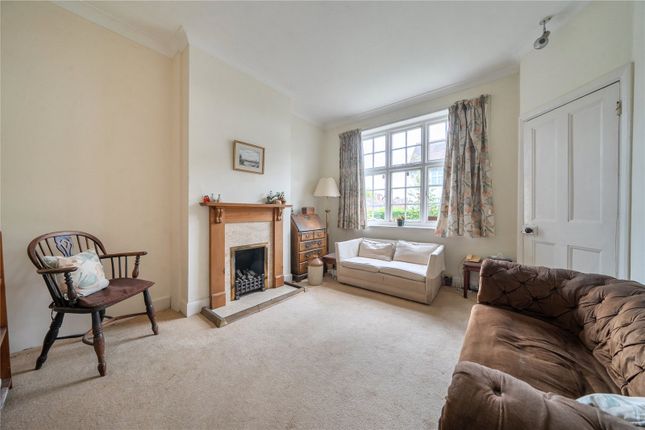 24, Fowlers Walk, Ealing photo 3
