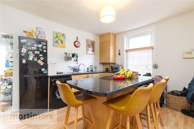 4, Alexandra Road, Lancashire photo 2