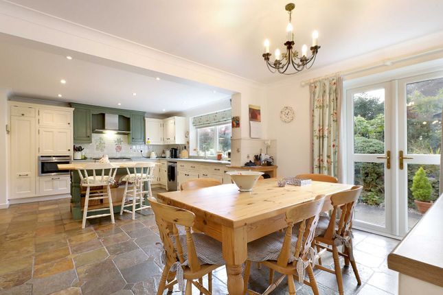 Country house for sale in Church Road, Cookham