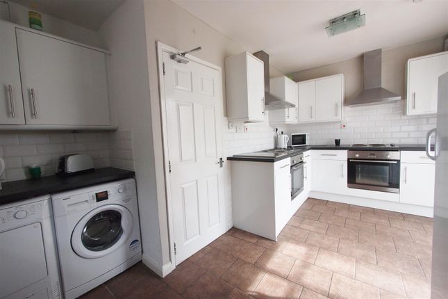 239-241, Room 6, Henwick Road, Worcester photo 3