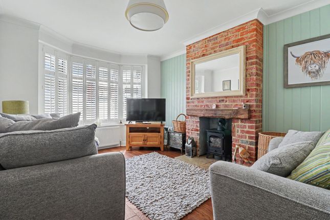 18 Drake Road, Eastleigh photo 4