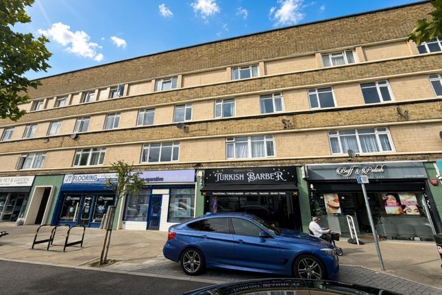 2-bed flat on Manford Court, Manford Way, Chigwell, £165,000