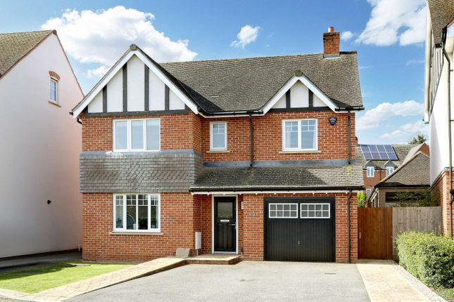 Thumbnail Country house for sale in Grange Road, Chalfont St. Peter, Gerrards Cross