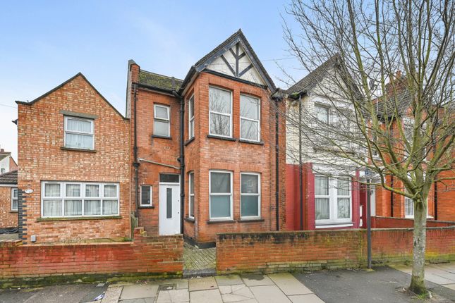 2a Graham Road, Harrow photo 2