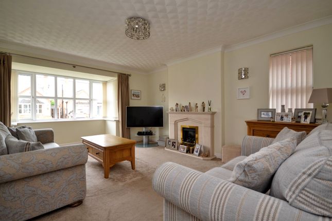 Detached bungalow for sale in Priors Close, New Waltham