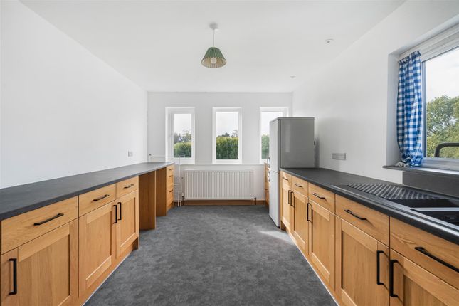 Broomhill, Newton Abbot photo 2