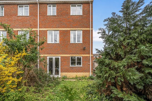 24 MEYSEYS CLOSE, Meyseys Close, Oxford photo 2