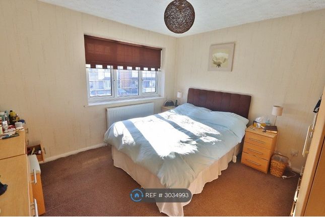Victoria Road, Romford photo 4